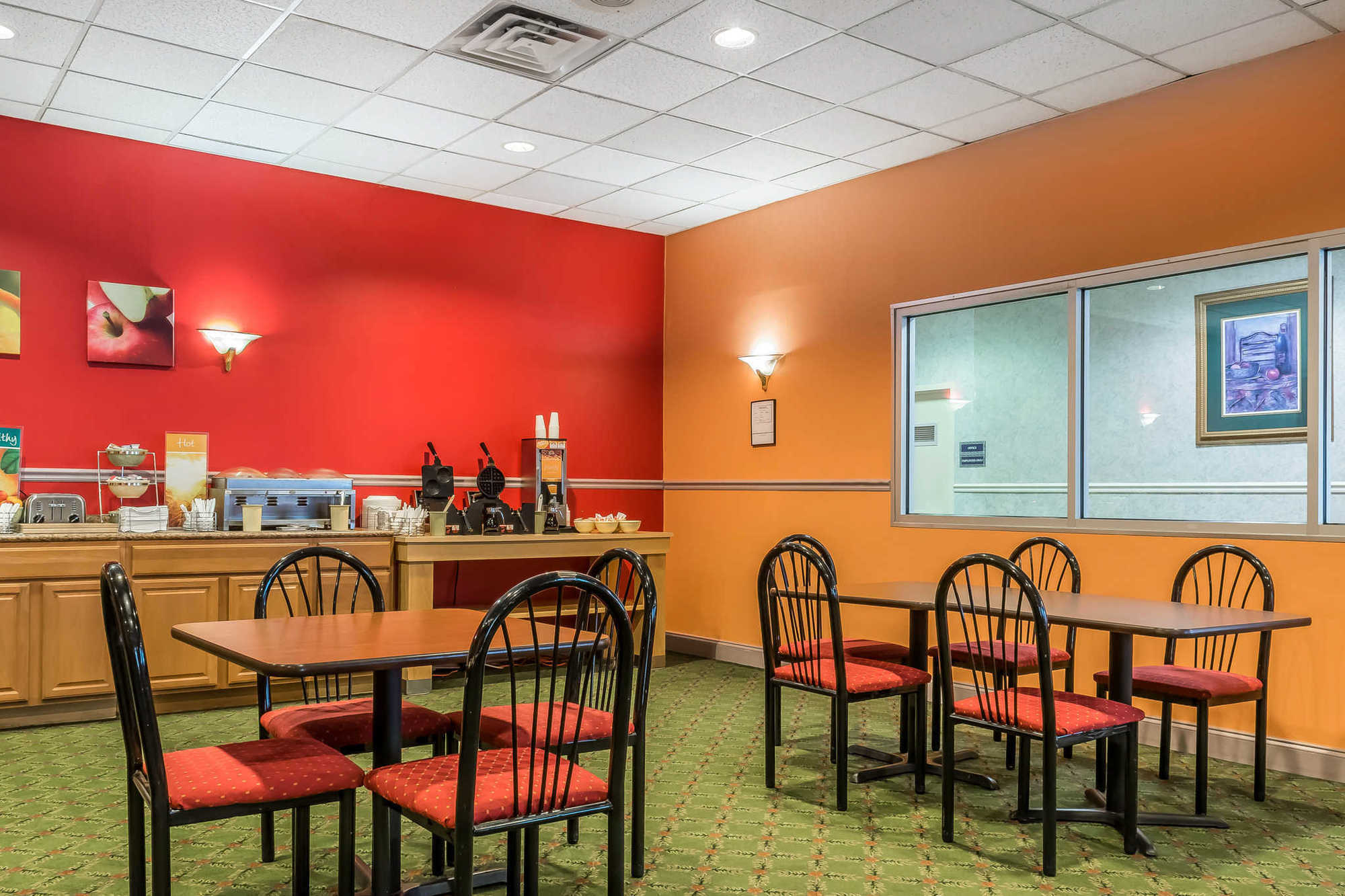 Baymont By Wyndham Milesburg Hotel Facilities photo